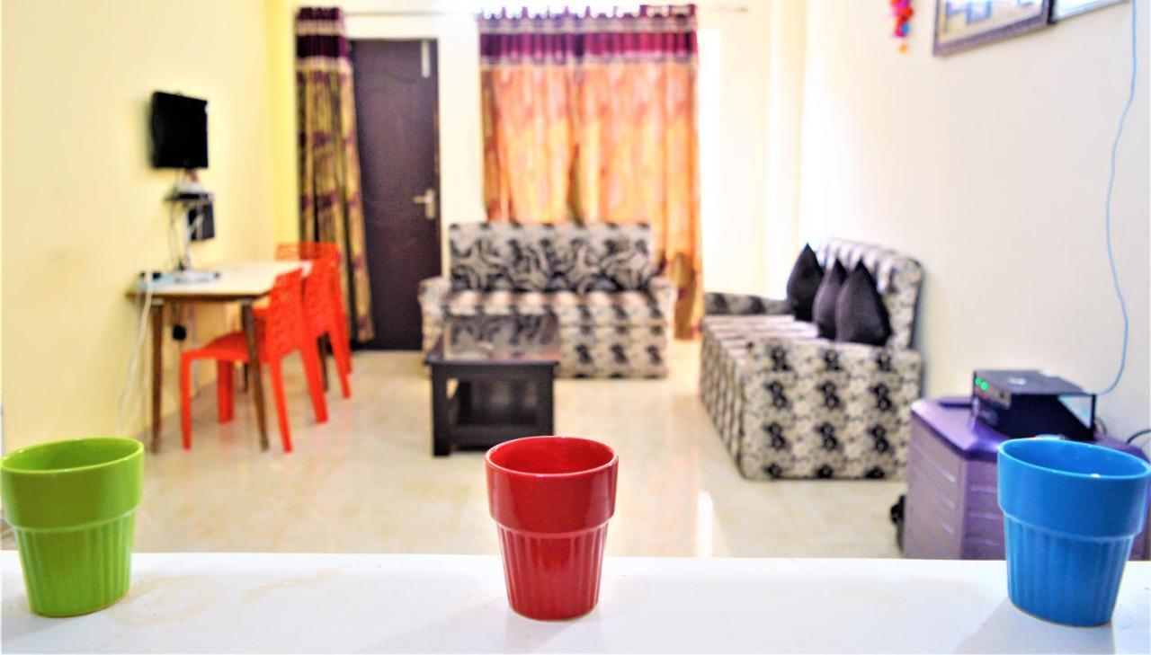 Pretty Garden View Apartment 3Bhk Furnished Flat Near Kashi Vishwanath Temple Benares Buitenkant foto